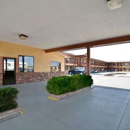 Magnuson Hotel Adobe Holbrook Exterior photo